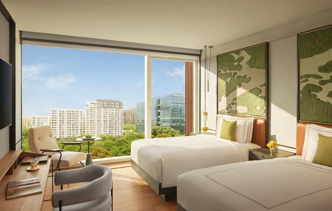 Taj The Trees, Mumbai Hotel Bagian luar foto